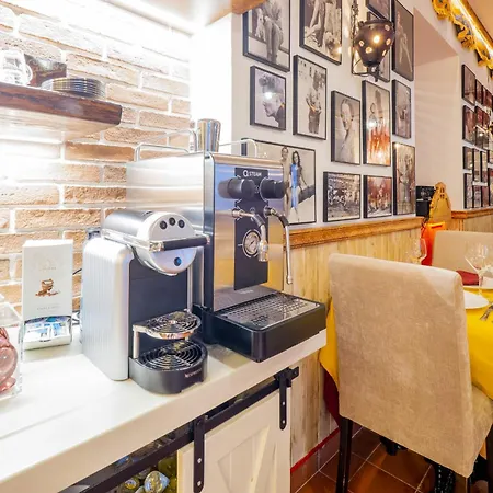 Guest house Cubo's La Plaza 203 With Breakfast